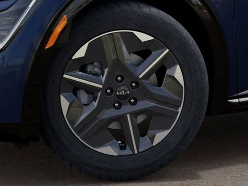 New 2025 Kia EV6 Light AWD/4WD image 10