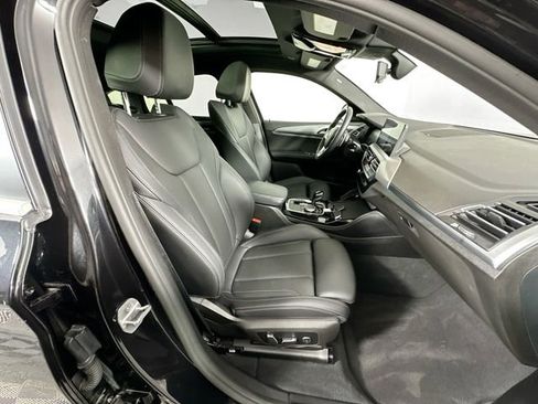 Used 2025 BMW X4 xDrive30i w/ Premium Package image 29