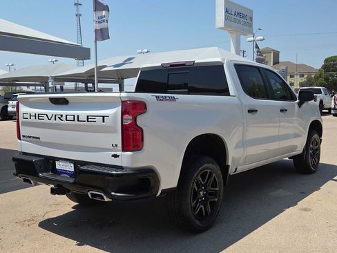 Used 2023 Chevrolet Silverado 1500 LT Trail Boss w/ Convenience Package II AWD/4WD image 8