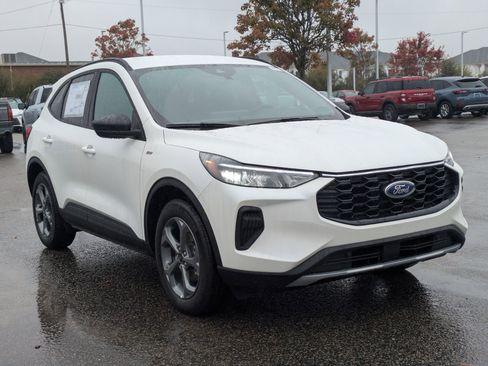 New 2026 Ford Escape ST-Line w/ Tech Pack #1 image 2