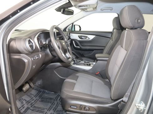 Used 2024 Chevrolet Blazer LT w/ Convenience Package FWD image 11