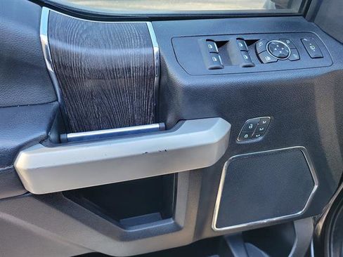 Used 2020 Ford F250 Lariat w/ Lariat Ultimate Package image 7