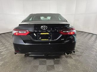 Used 2024 Toyota Camry SE FWD video 3