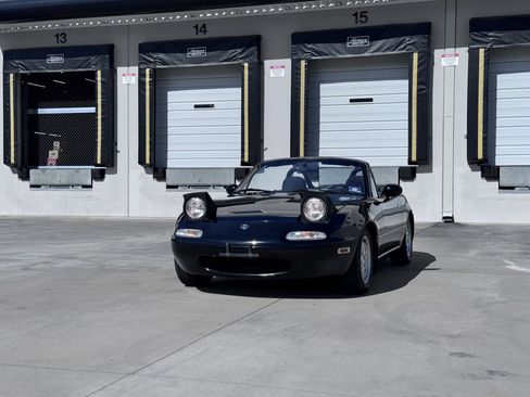 Used 1996 MAZDA MX-5 Miata image 18
