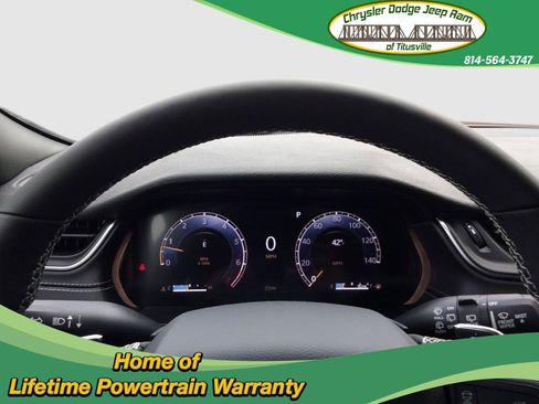 New 2025 Jeep Grand Cherokee L Laredo image 16