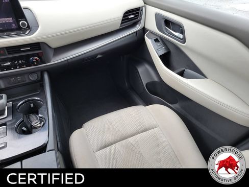 Used 2025 Nissan Rogue SV FWD image 22