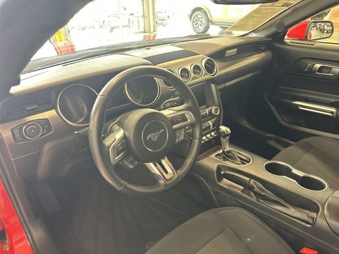 Used 2019 Ford Mustang Coupe w/ Ecoboost Performance Package image 21