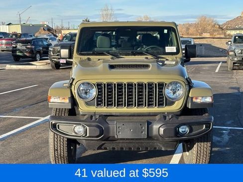 New 2026 Jeep Gladiator Sport AWD/4WD image 10