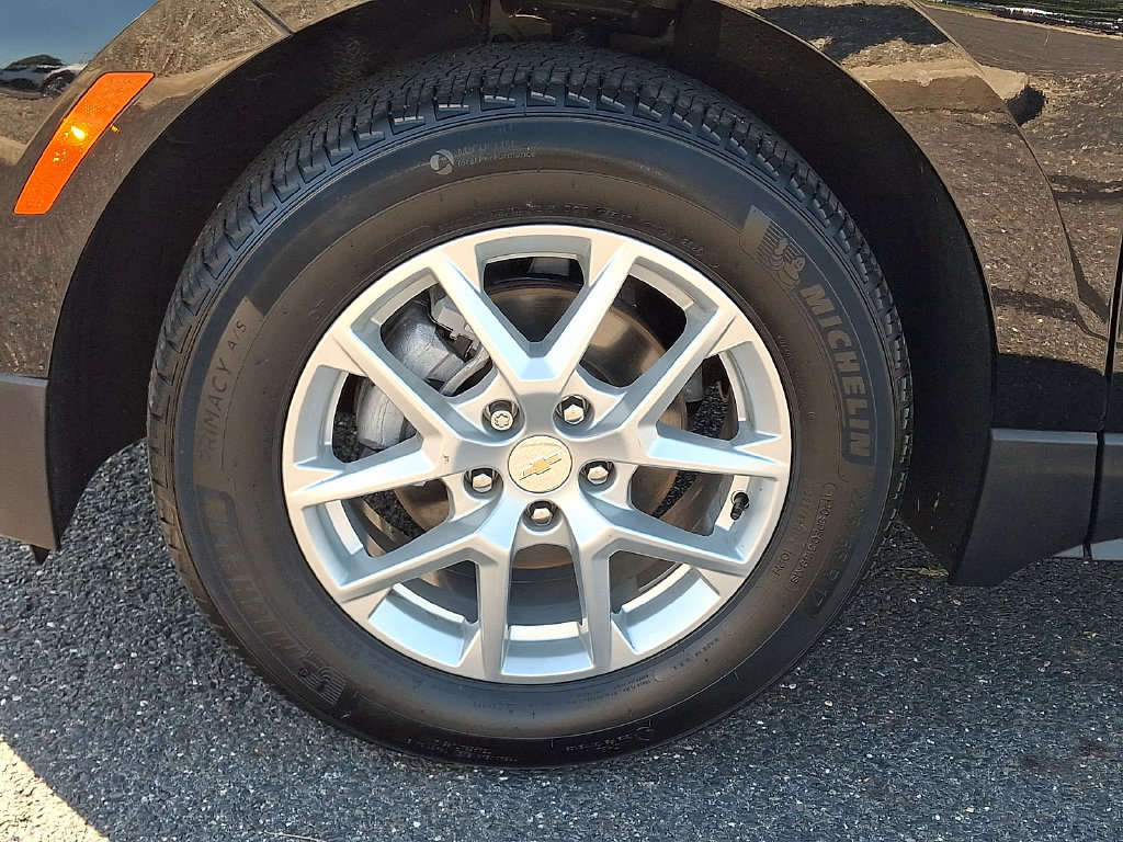 Certified 2024 Chevrolet Equinox LT FWD image 12