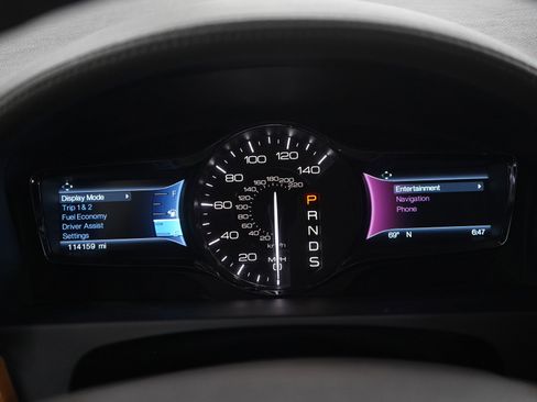 Used 2014 Lincoln MKX AWD w/ Equipment Group 102A image 25