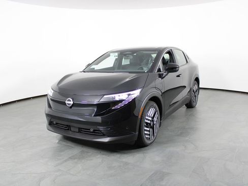 New 2026 Nissan Leaf SV+ w/ Illuminated Package FWD image 2