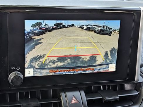 Used 2024 Toyota RAV4 XLE FWD image 18