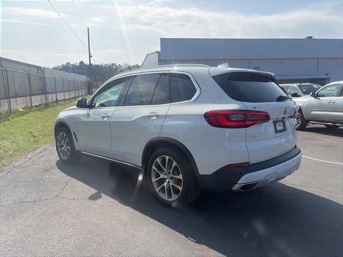 Used 2019 BMW X5 xDrive40i w/ Premium Package 2 image 5