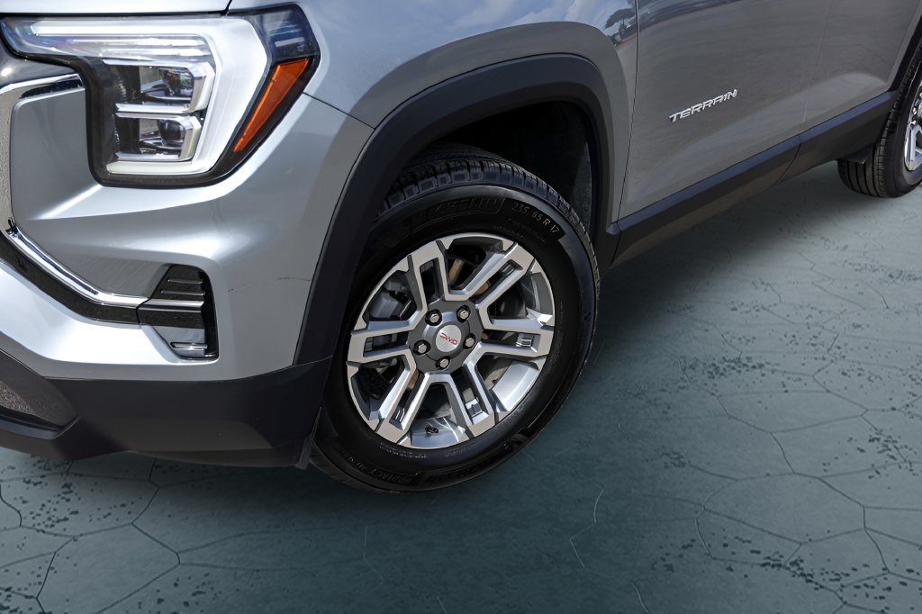 Used 2026 GMC Terrain Elevation FWD image 3