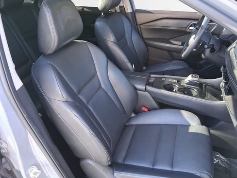 Used 2021 Nissan Rogue SL FWD image 26