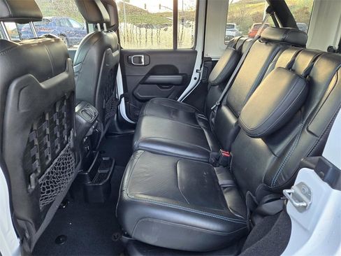 Used 2023 Jeep Wrangler Unlimited Rubicon 4xe w/ Safety Group image 10