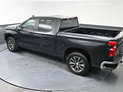 Used 2024 Chevrolet Silverado 1500 LT image 45