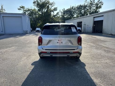 Used 2025 Hyundai Palisade SEL FWD image 6