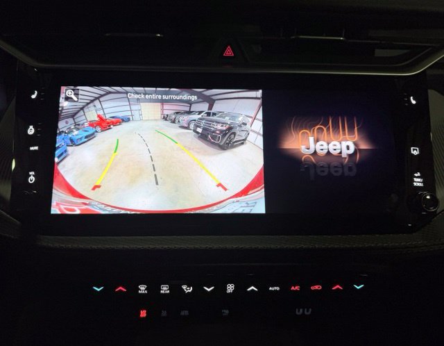 Used 2026 Jeep Cherokee Limited AWD/4WD image 21