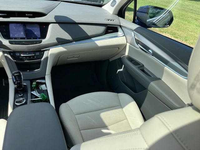 Used 2023 Cadillac XT5 Premium Luxury w/ Technology Package FWD image 38
