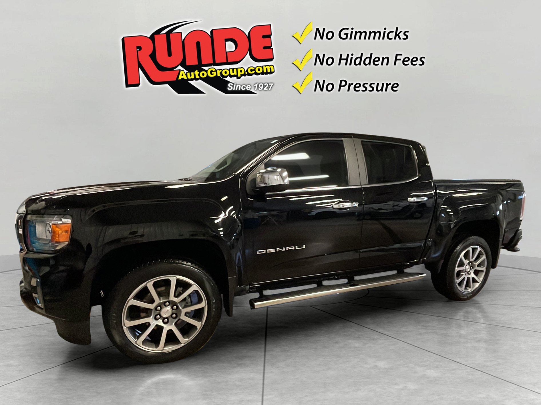 Used 2022 GMC Canyon Denali AWD/4WD image 1