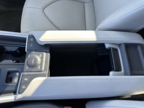 Used 2024 Toyota Grand Highlander XLE image 23