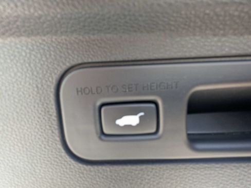 Used 2025 Honda Odyssey Touring image 17
