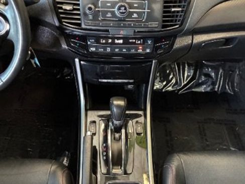 Used 2017 Honda Accord Sport Special Edition image 23