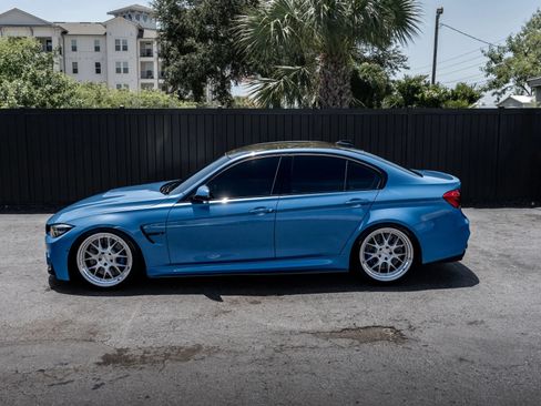 Used 2018 BMW M3 RWD image 31