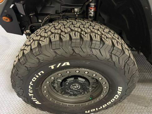 Used 2021 Jeep Gladiator Mojave w/ Trailer Tow Package image 19