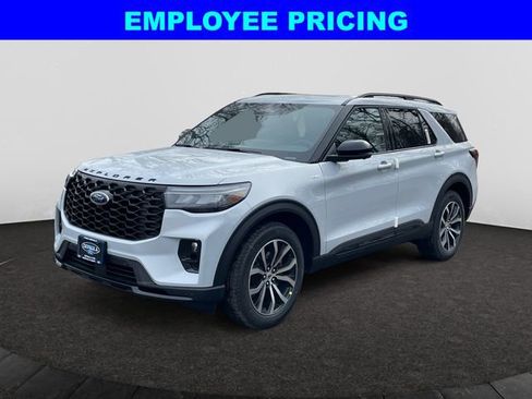 New 2026 Ford Explorer ST-Line AWD/4WD image 1
