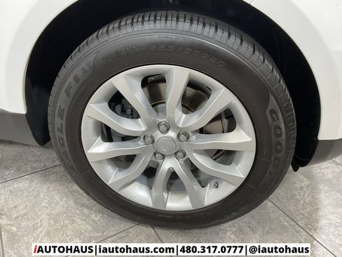 Used 2017 Land Rover Range Rover Sport HSE image 39