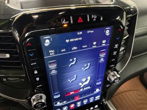 Used 2020 RAM 1500 Laramie image 32