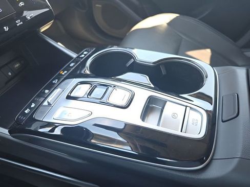 Used 2022 Hyundai Tucson Limited w/ Cargo Package image 28