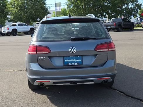 Used 2019 Volkswagen Golf Alltrack SE AWD/4WD image 7