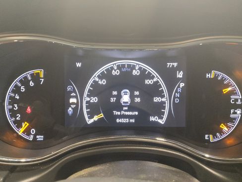 Used 2020 Jeep Grand Cherokee Limited w/ Luxury Group II RWD image 23