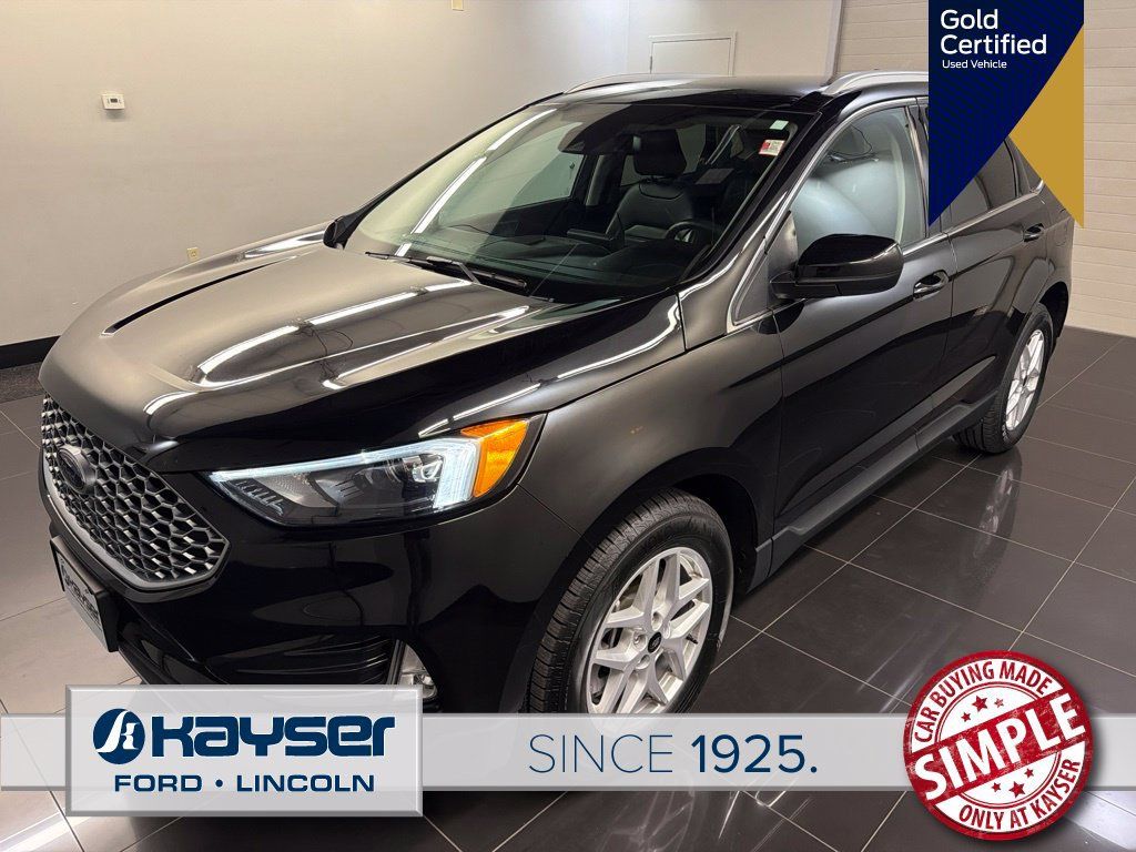 Certified 2024 Ford Edge SEL w/ Convenience Package AWD/4WD image 3