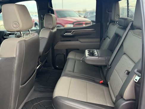 Used 2024 Chevrolet Silverado 1500 ZR2 w/ Technology Package image 34