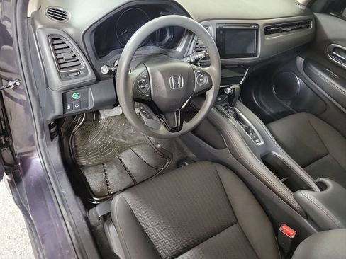 Used 2016 Honda HR-V EX image 11