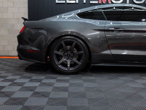 Used 2017 Ford Mustang GT Premium w/ GT Performance Package RWD image 12