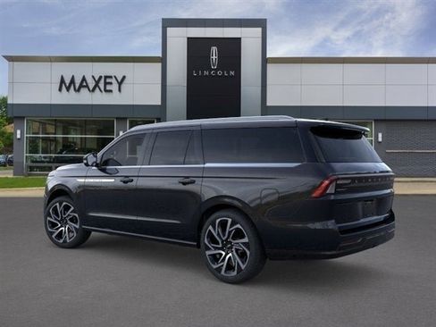 New 2026 Lincoln Navigator L Reserve AWD/4WD image 73