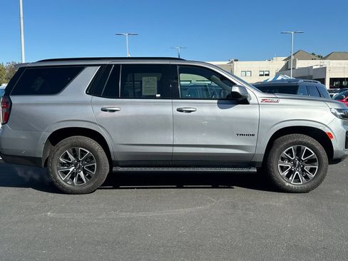 Used 2024 Chevrolet Tahoe Z71 AWD/4WD image 3