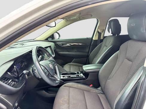 Used 2022 Buick Envision Preferred FWD image 8