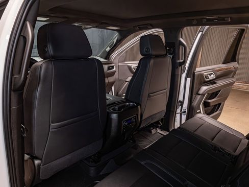 Used 2021 Chevrolet Tahoe LT w/ LT Signature Plus Package image 23