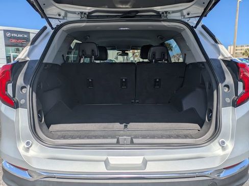 Used 2019 GMC Terrain SLT AWD/4WD image 15