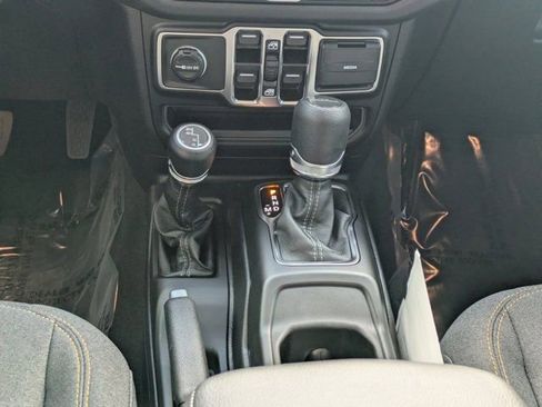 New 2026 Jeep Gladiator Sport image 16