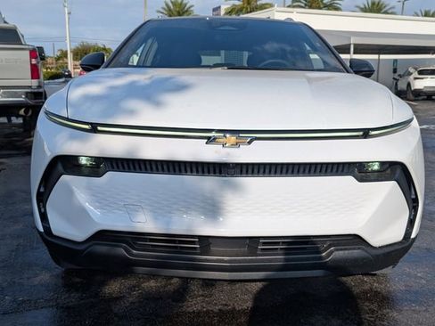 New 2026 Chevrolet Equinox EV LT FWD image 2