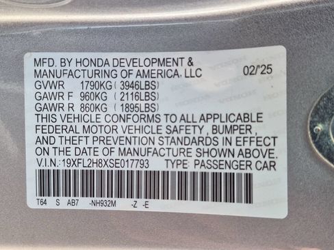 Used 2025 Honda Civic Sport image 32