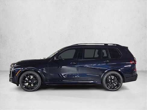 New 2027 BMW X7 xDrive40i w/ M Sport Package AWD/4WD image 5
