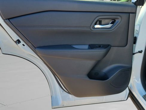 New 2026 Nissan Rogue SV image 12